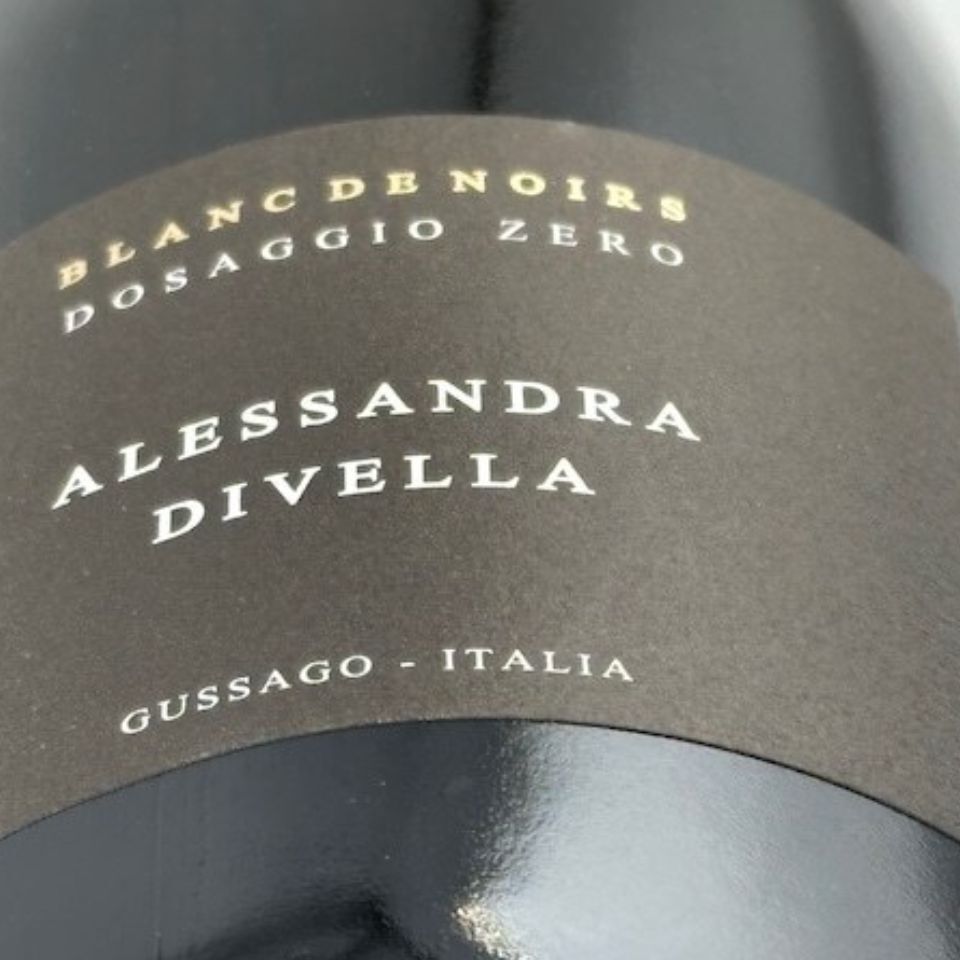 ディヴェッラ・グッサーゴ / ブラン・ド・ノワール・ドサージュ・ゼロ